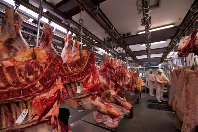 英国最大的肉类市场SmithfieldMarket攻略