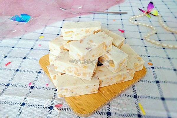 做牛轧糖的重点方法和技巧,简单又好吃的牛轧糖你做过吗