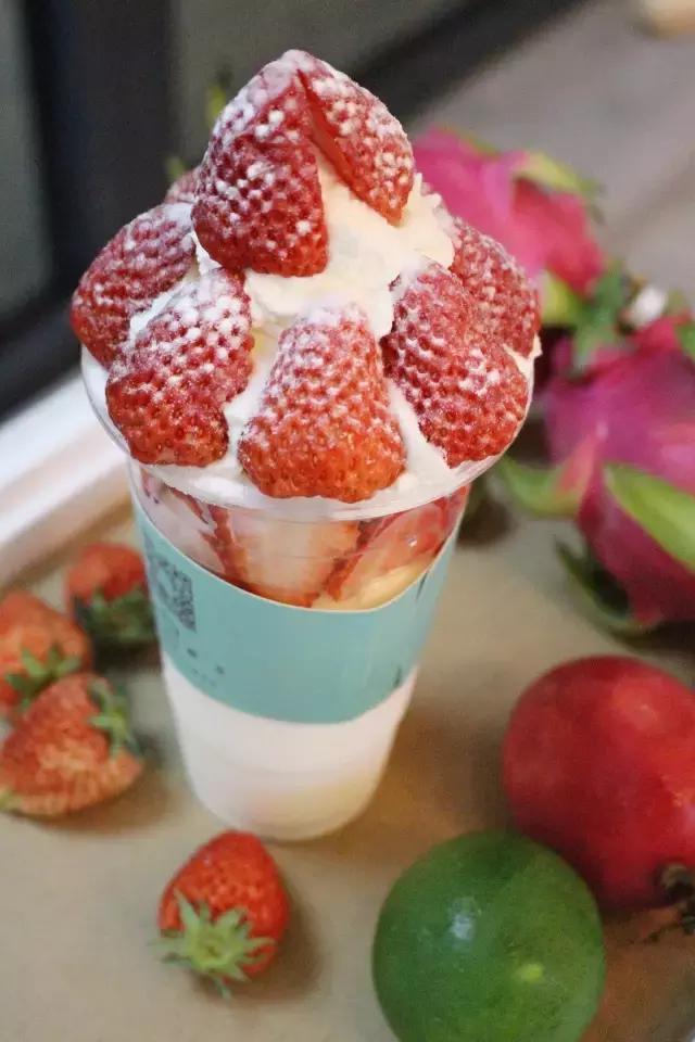 超大杯水果茶抖音团购,网红水果杯700ml