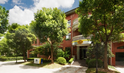 汽车灯光升级首选德国海拉,汽车大灯品牌海拉