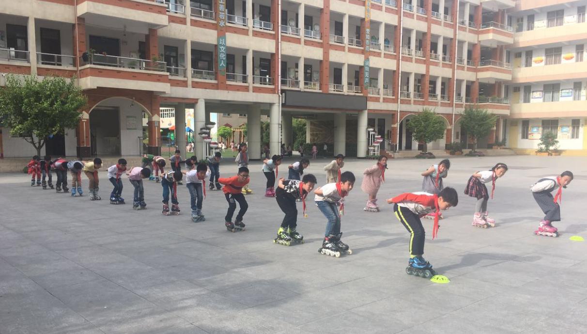 许昌市健康路小学活动,许昌市毓秀路小学和实验小学