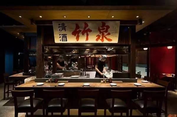 两个包子26块，还得排队俩小时，凭什么？