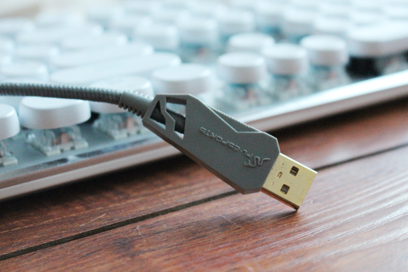 机械键盘蒸汽朋克推荐,朋克蒸汽机械键盘适合什么键帽