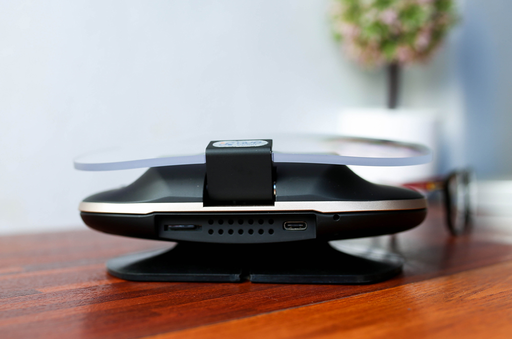 汽车安装飞机显示器:号称开车“不低头”,有多少人用过?