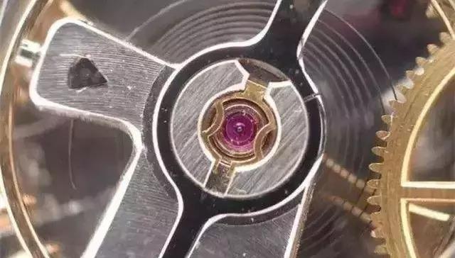 天梭手表调时间顺时针还是逆时针,卡地亚手表是顺时针还是逆时针