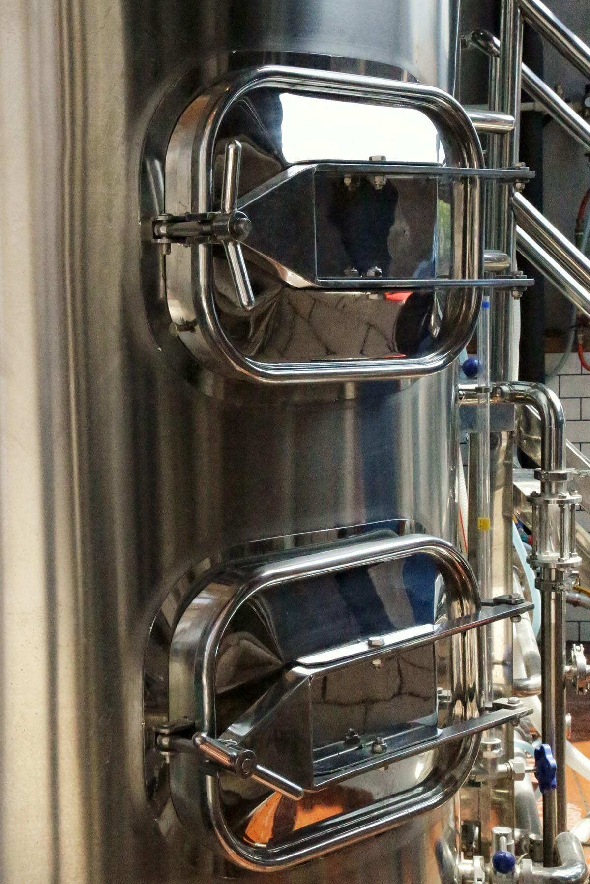 重庆吃火锅喝啥啤酒,去重庆吃火锅一定要喝的啤酒