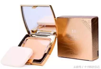 散粉好还是蜜粉饼好用,散粉和蜜粉饼区别