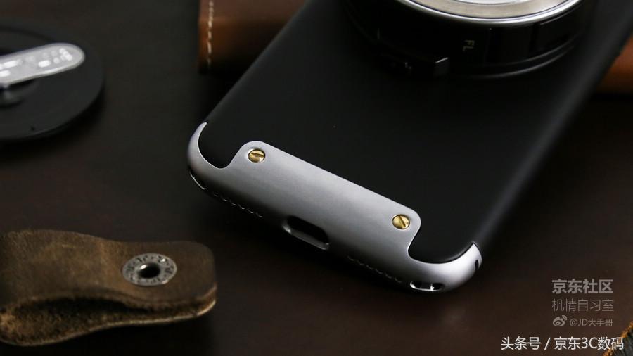 遮挡手机镜头的手机壳测评,自带镜头保护的手机壳好用吗