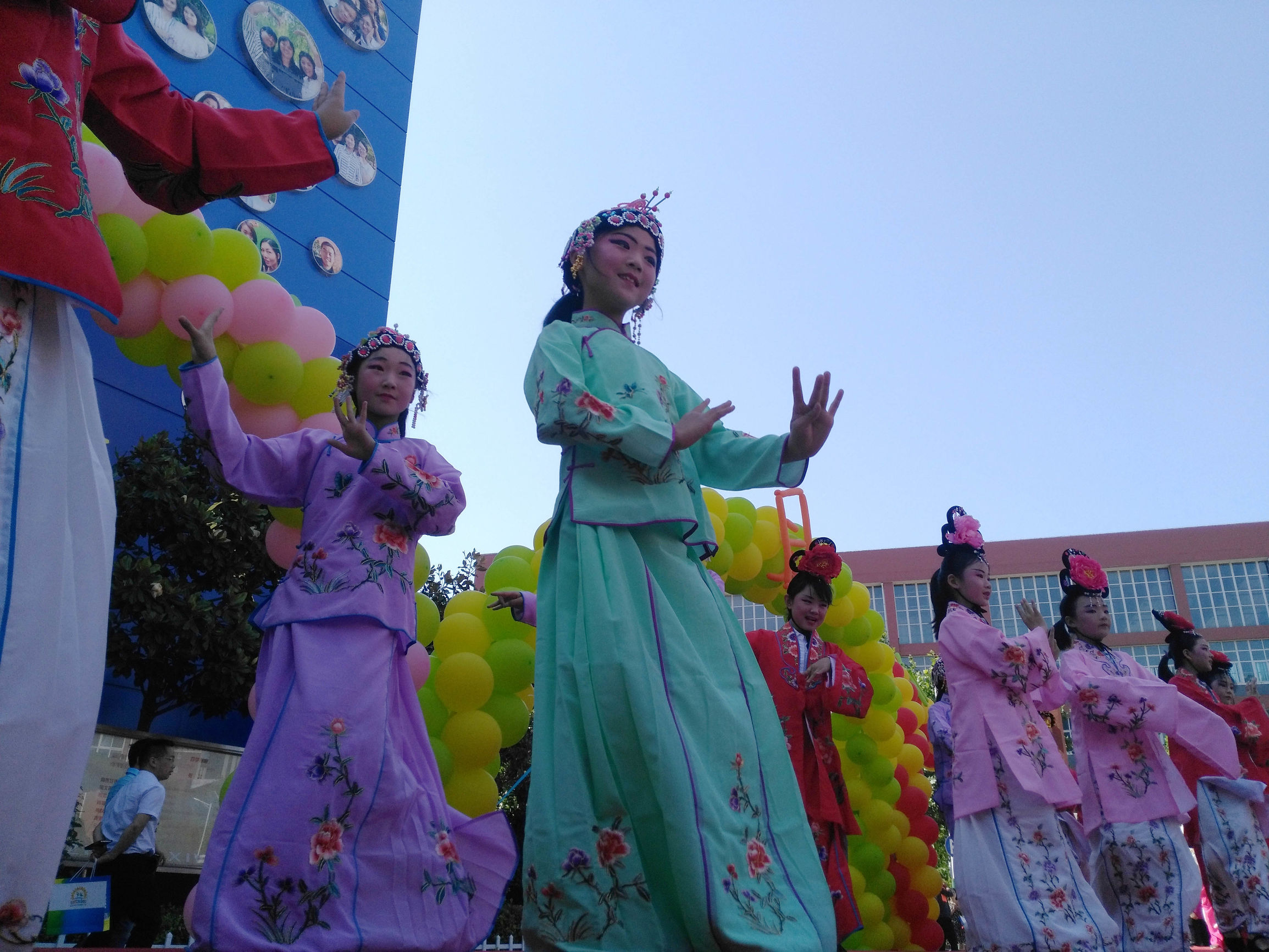 郑州一小学运动会,郑州一小学足球文化节