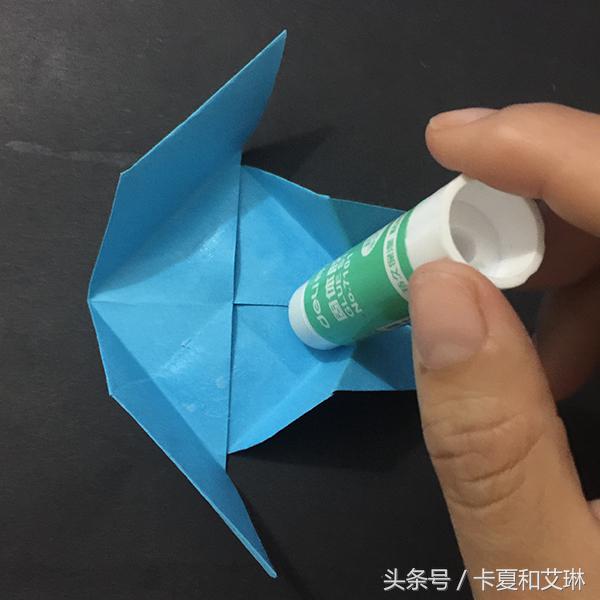 小鱼可以游的手工教程,会游的小鱼手工制作