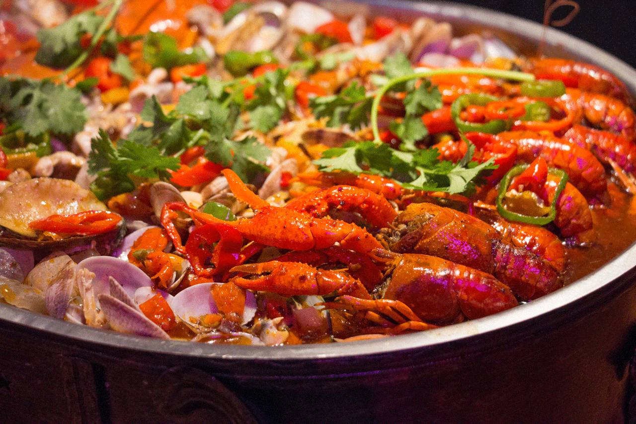 这家店传承三十年的秘密是什么,这家店保留民间传统美食