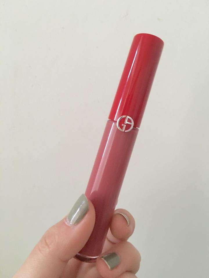 面试涂什么口红最合适,面试涂什么颜色口红平价的