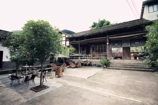 重庆周边海拔1500避暑农家乐,重庆荣昌附近哪里有好玩的农家乐