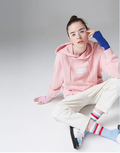 连帽卫衣咸鱼大翻身,连帽卫衣改了大翻领