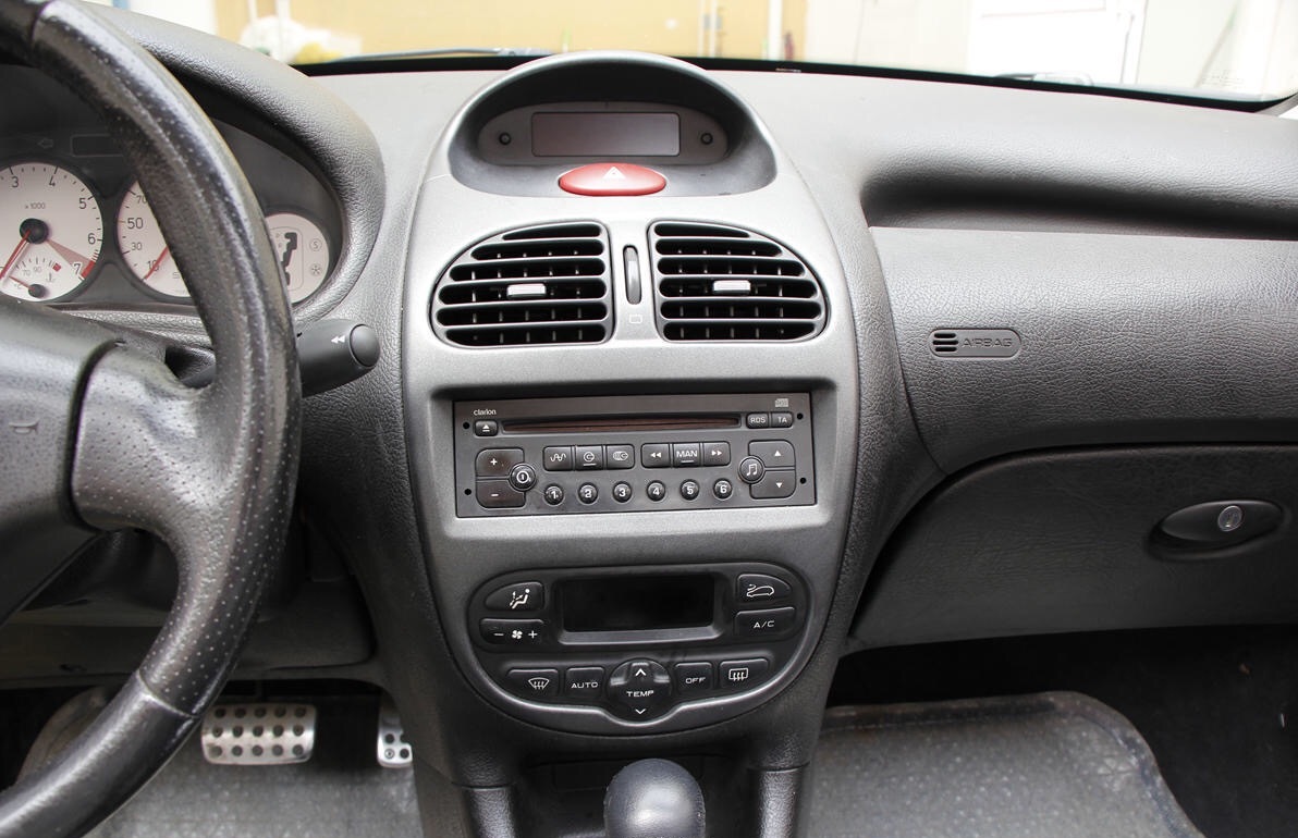 标致206cc可以开多少年,标致206报废值得入手吗