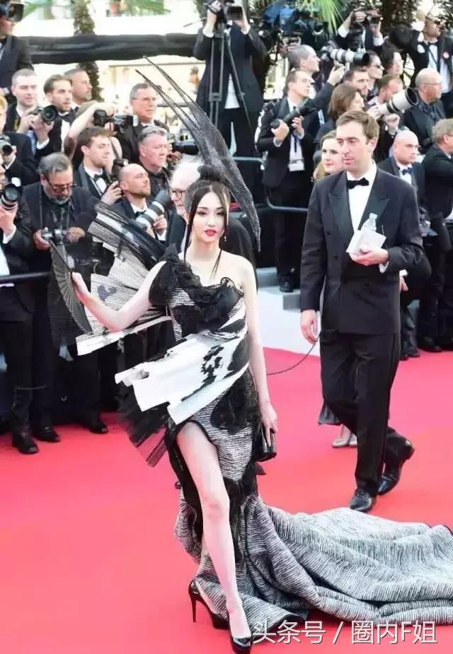 穿*旗国**,扮鸡精,没有范冰冰镇场的戛纳红毯今年来了多少妖魔鬼怪