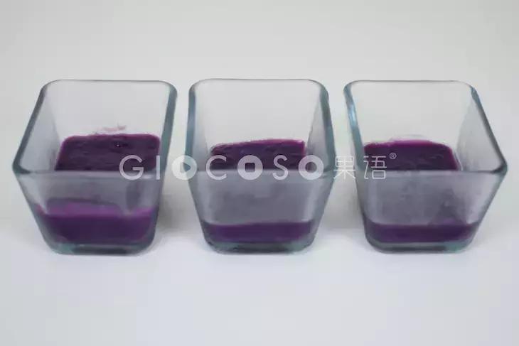 在厨房里，开启一段心的旅程果语紫薯奶香羹