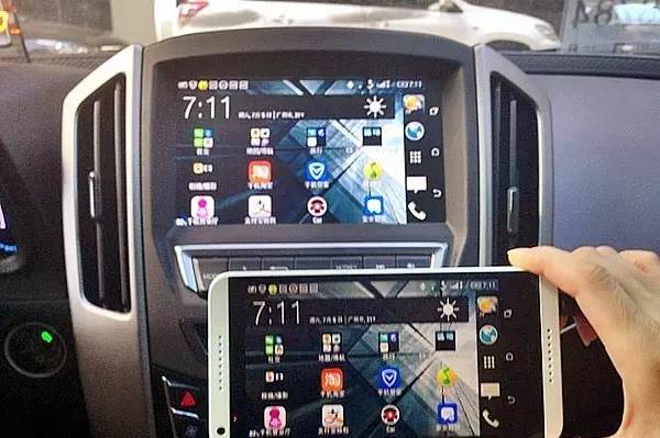 为什么有车载导航还用手机导航,车载导航好还是手机导航好