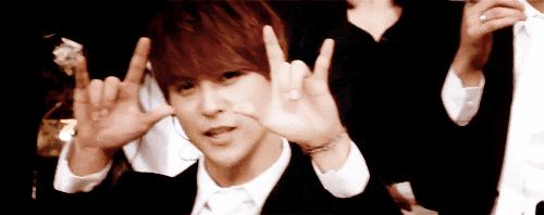 百雀羚和兰芝哪个好用,百雀羚眼霜和雅诗兰黛眼霜