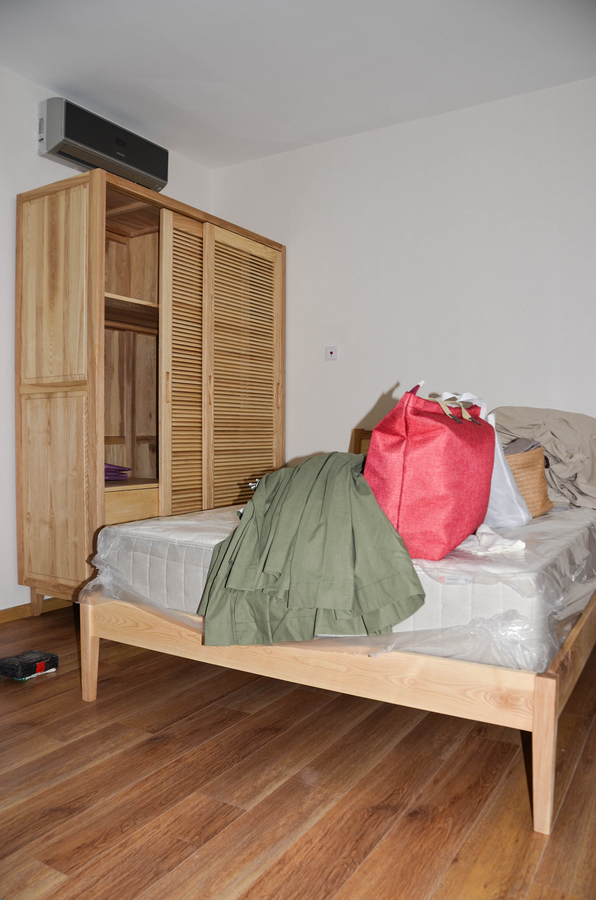 带你看看真实的实木家具工厂,北京实木家具定制