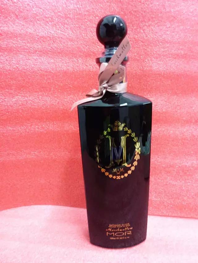 后背腿上全是痘印,后背胳膊类似鸡皮肤的痘