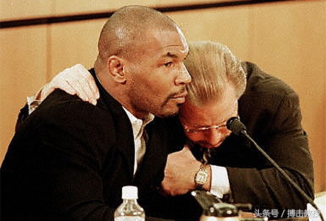 拳王泰森把对手打到脑震荡,拳王泰森被一拳打爆眼睛