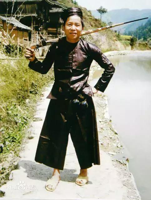 少数民族服饰苗族服饰,少数民族服饰苗族画