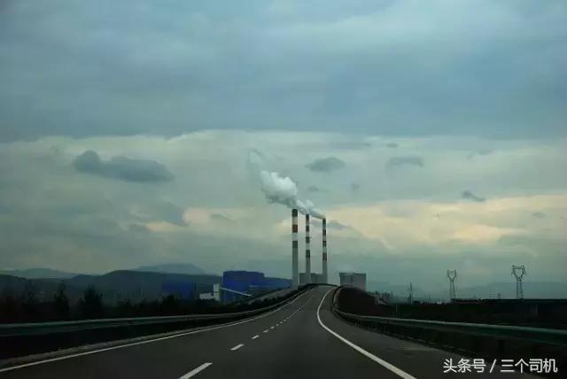 这事儿搞不清,你就真的是用绳命在开车