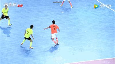 中国五人制足球大学生南区赛,校园足球5人制足球进攻跑位