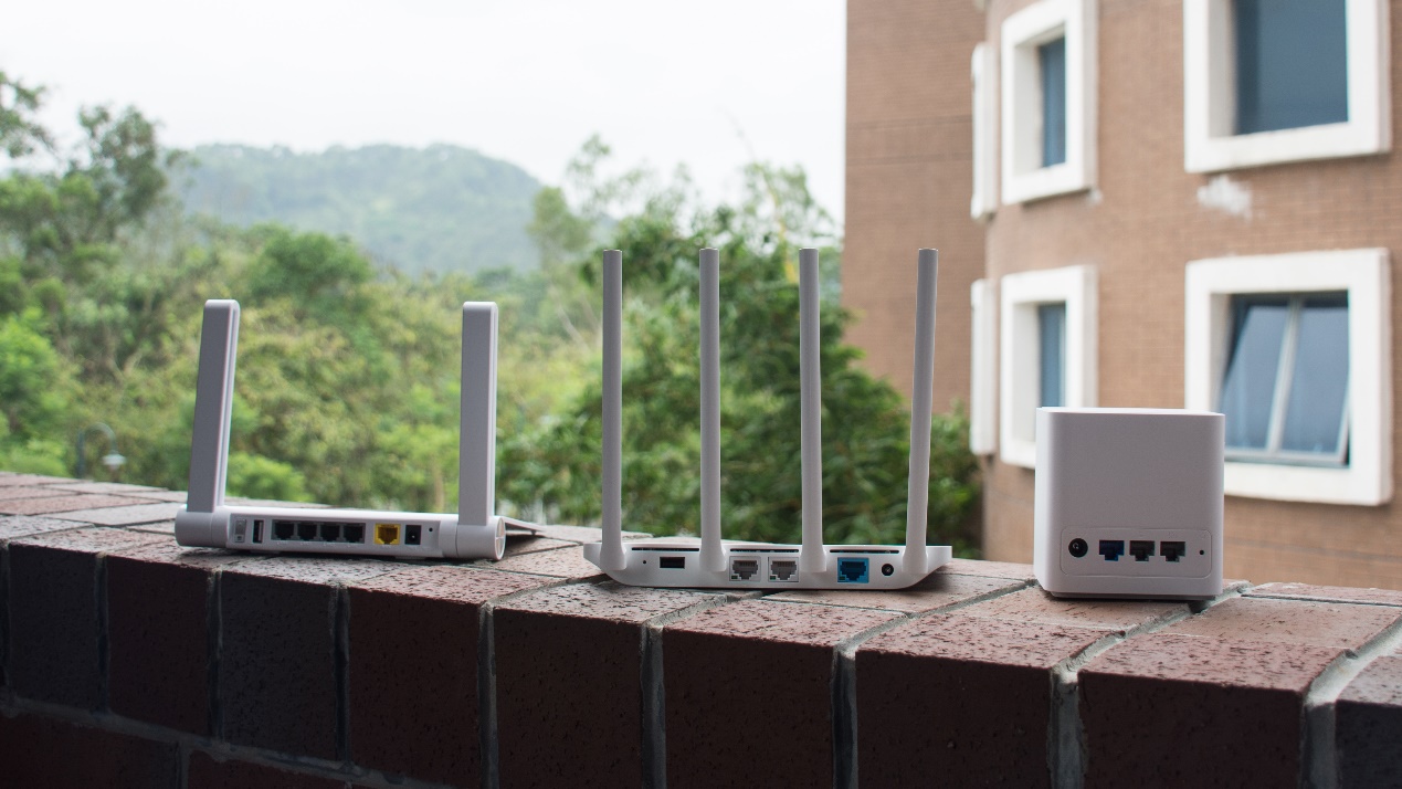 荣耀路由2s对比小米路由4a千兆版,小米路由器3g对比荣耀路由x20