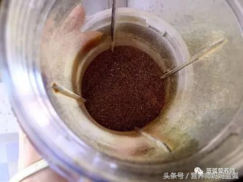 宝宝查血缺铁了，麻麻自制猪肝粉来食补！