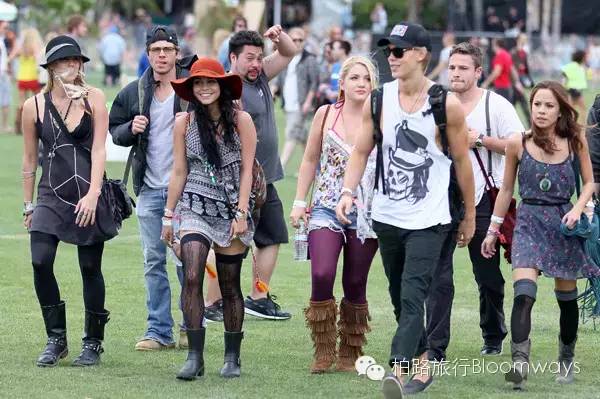 去沙漠参加音乐节,去沙漠玩耍是什么体验