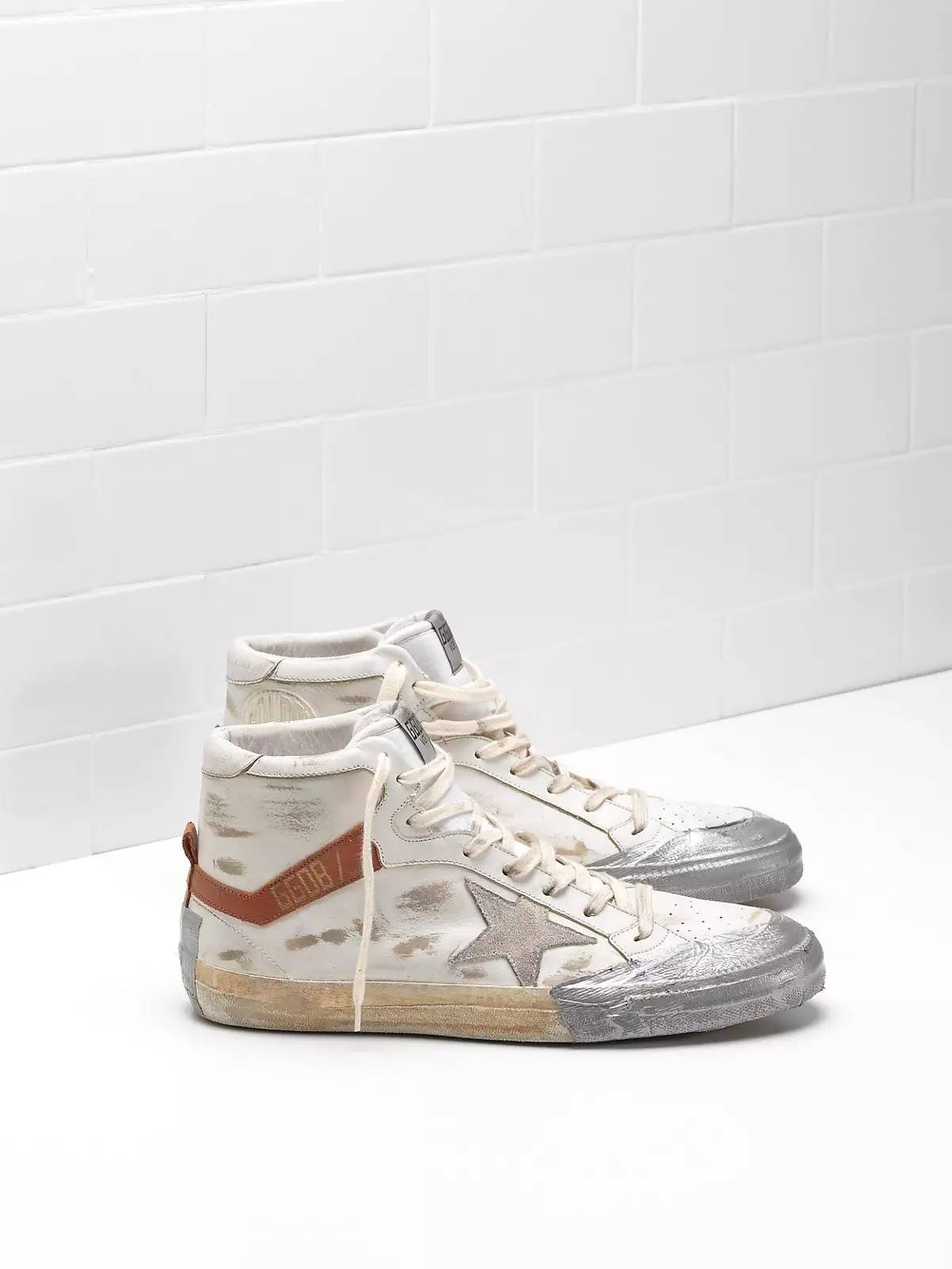 帆布鞋大牌匡威,范斯和匡威帆布鞋哪个好