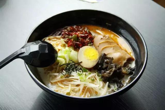 盐对葡萄酒发酵有影响吗,盐和葡萄酒是用什么做的