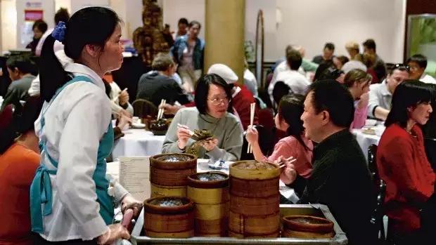 移民澳大利亚可以享受哪些福利,华人移民墨尔本靠什么生活