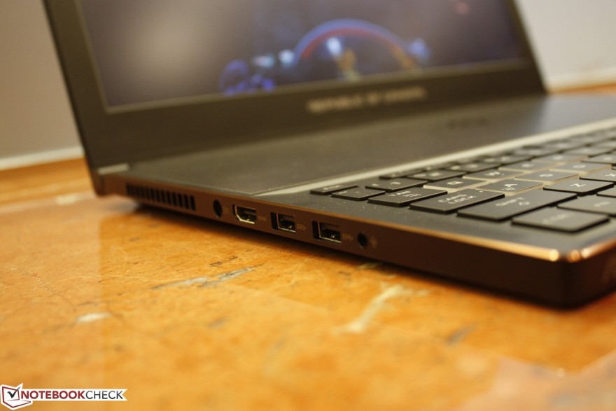 比雷蛇更好的产品,华硕rog月刃对比雷蛇