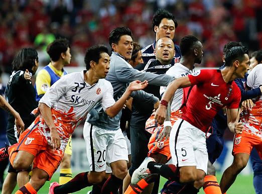 韩国人输球输人视频,韩国3分钟连进2球却难逃输球厄运