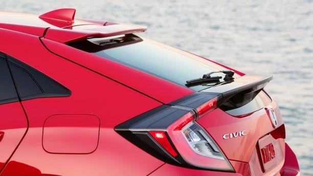 2017年本田思域豪华版试驾视频,2020款福克斯手动挡评测