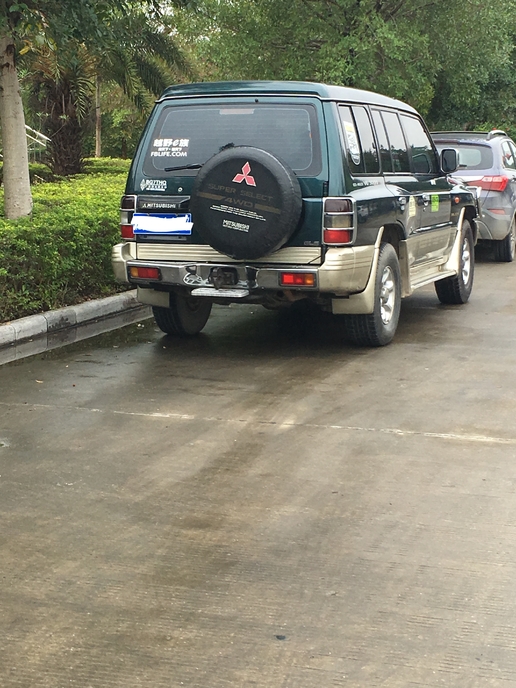 90年代进口三菱越野车帕杰罗,90后买了一辆三菱帕杰罗v93