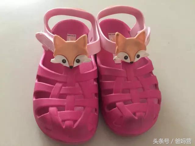 推荐几款高颜值凉鞋儿童,百搭又好穿的夏季儿童凉鞋推荐
