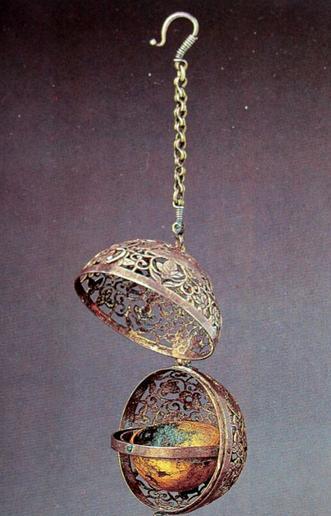 杨贵妃死于马嵬坡还是逃往日本,杨贵妃死在马嵬坡哪里