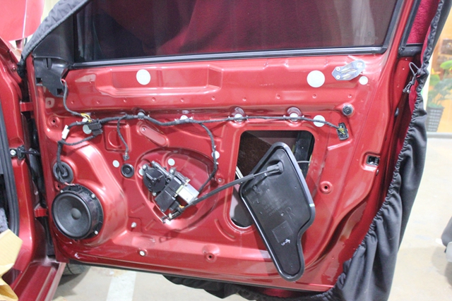 汽车隔音为什么要留空腔,为什么汽车隔音要用沥青