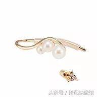 跟周冬雨学珠宝配饰搭配,周冬雨同款小众配饰