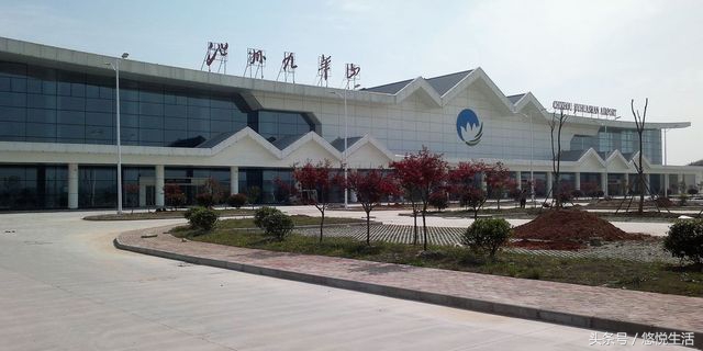 全国最经典的机场,十大风景机场排名前十