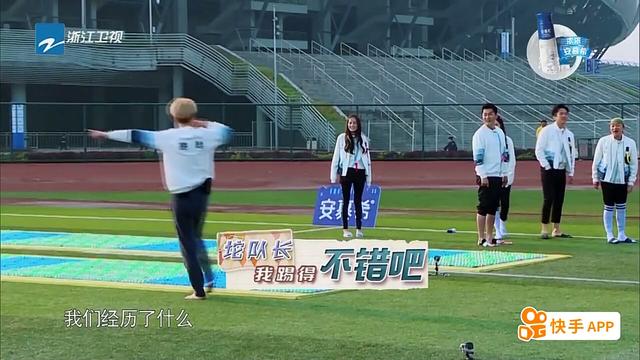 鹿晗迪丽热巴陆地夫妇甜美剪辑,鹿晗热巴对视的插曲