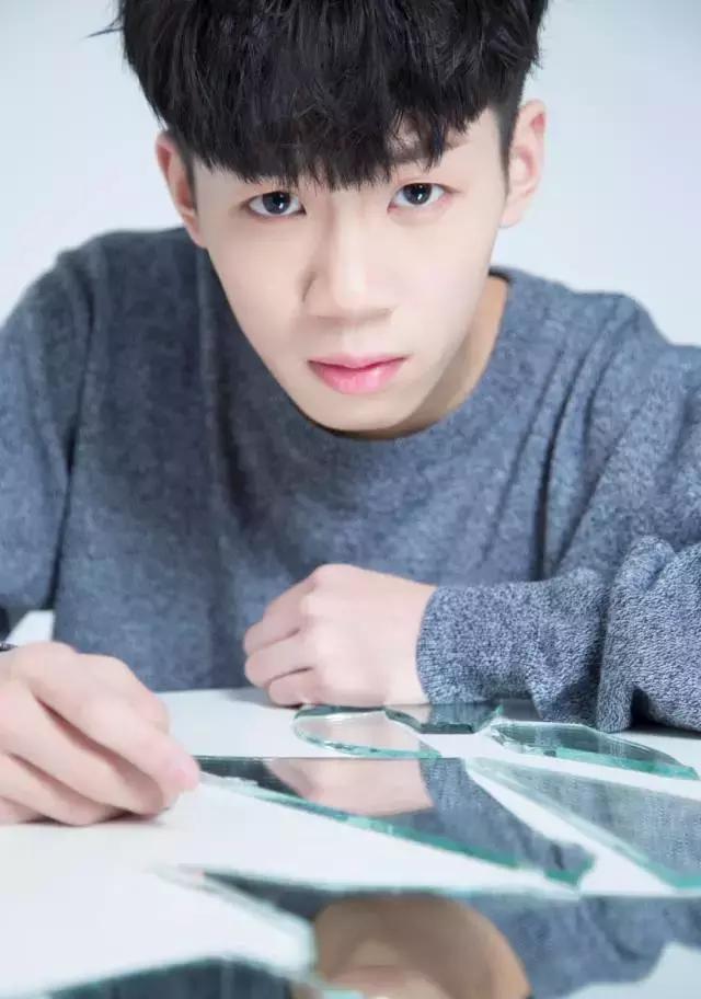 95后忙着霸屏上热搜,没听说这些名字的都是88年中年**