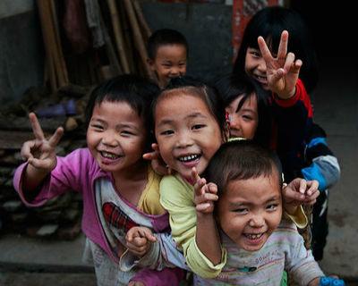 15岁孩子自卑胆小怎么办,总是自卑不自信还胆小懦弱怎么办