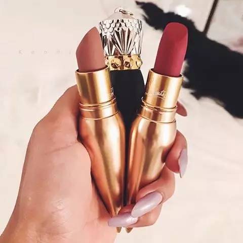 仙女们难道不应该买出国门，买向世界吗？