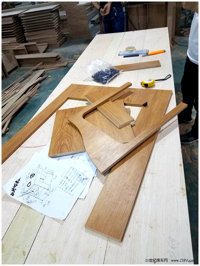 专业房车改装全过程,房车改装全过程c型