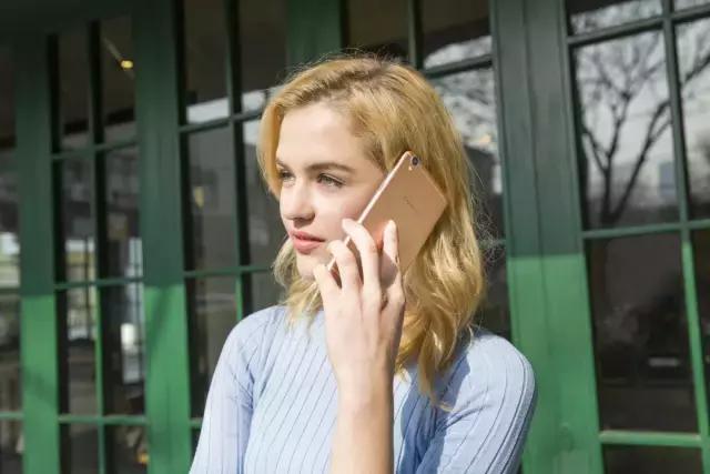 手机知识情报局｜手机发热怎么办？凯特帮你来支招！